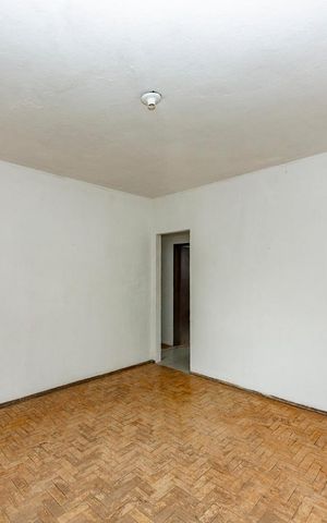 Casa para alugar com 90m², 2 quartos e sem vaga Casa para alugar com 90m², 2 quartos e sem vagaSala