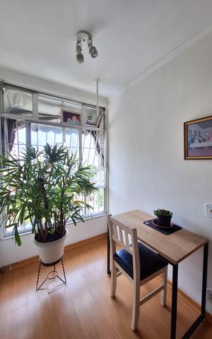 Apartamento à venda com 84m², 3 quartos e sem vaga Apartamento à venda com 84m², 3 quartos e sem vagaSala