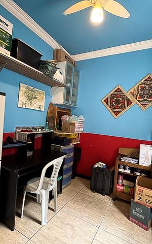 Casa à venda com 242m², 4 quartos e 4 vagasDespensa