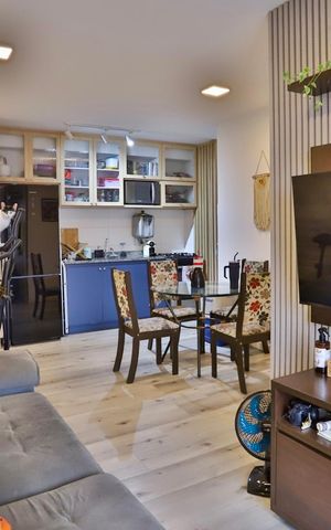 Apartamento à venda com 65m², 3 quartos e 1 vaga Apartamento à venda com 65m², 3 quartos e 1 vagaSala
