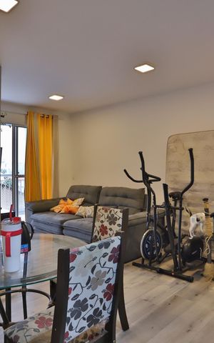 Apartamento à venda com 65m², 3 quartos e 1 vaga Apartamento à venda com 65m², 3 quartos e 1 vagaSala