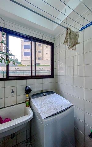 Apartamento à venda com 67m², 2 quartos e 1 vagaÁrea de Serviço