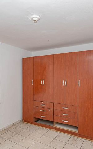 Casa à venda com 186m², 5 quartos e 4 vagasCAsa 2