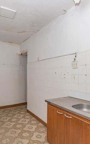 Casa à venda com 186m², 5 quartos e 4 vagasCAsa 2