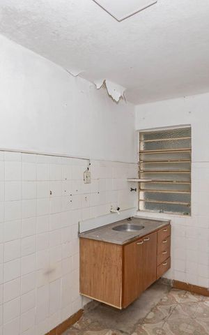 Casa à venda com 186m², 5 quartos e 4 vagasCAsa 2