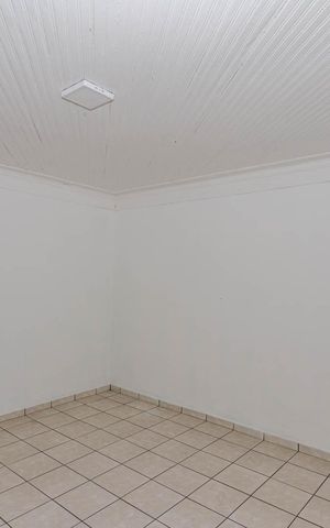 Casa à venda com 186m², 5 quartos e 4 vagasCAsa 2