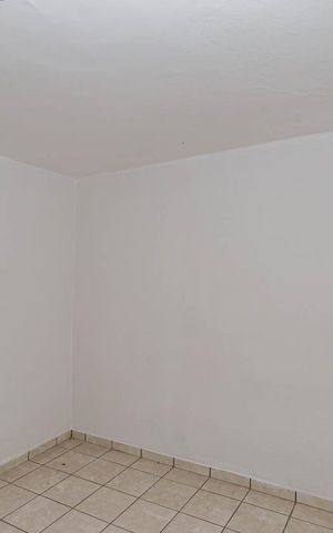 Casa à venda com 186m², 5 quartos e 4 vagasCAsa 2