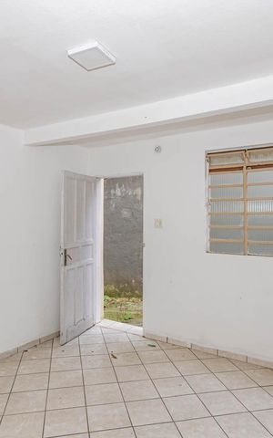 Casa à venda com 186m², 5 quartos e 4 vagasCAsa 2
