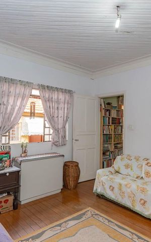 Casa à venda com 186m², 5 quartos e 4 vagasSala