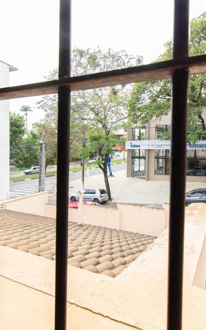 Casa à venda com 278m², 4 quartos e 4 vagas Casa à venda com 278m², 4 quartos e 4 vagasQuarto 2 - Vista