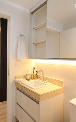 Apartamento à venda com 131m², 4 quartos e 2 vagasSuíte 3 - Banheiro