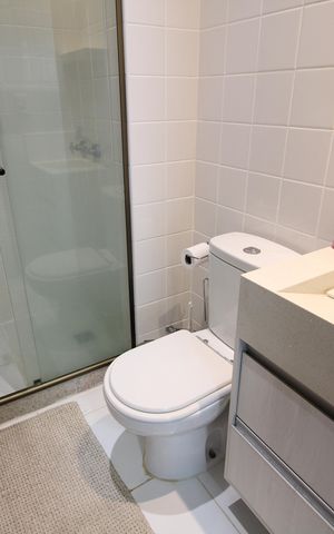 Apartamento à venda com 131m², 4 quartos e 2 vagasBanheiro de Serviço
