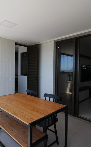 Apartamento à venda com 131m², 4 quartos e 2 vagasSala - Varanda