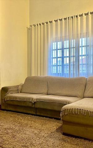 Casa à venda com 158m², 3 quartos e 2 vagas Casa à venda com 158m², 3 quartos e 2 vagasSala
