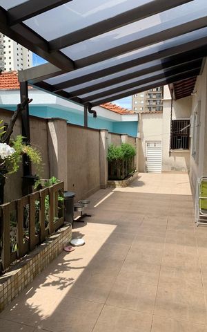 Casa à venda com 158m², 3 quartos e 2 vagas Casa à venda com 158m², 3 quartos e 2 vagasQuintal