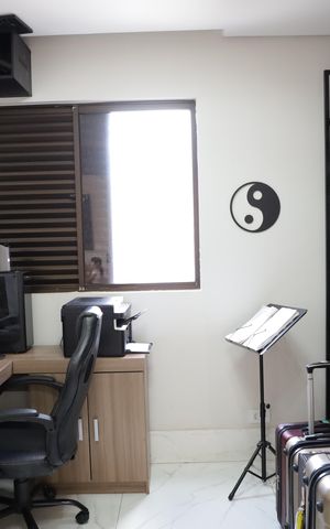 Apartamento à venda com 200m², 3 quartos e 2 vagasEscritório