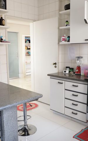 Apartamento à venda com 200m², 3 quartos e 2 vagasCozinha