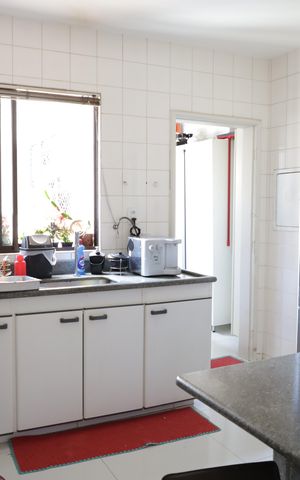 Apartamento à venda com 200m², 3 quartos e 2 vagasCozinha