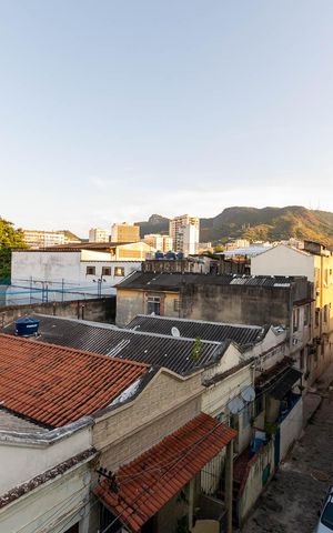 Apartamento à venda com 69m², 2 quartos e sem vagaVista