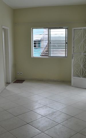 Casa à venda com 250m², 3 quartos e 1 vagaSala 