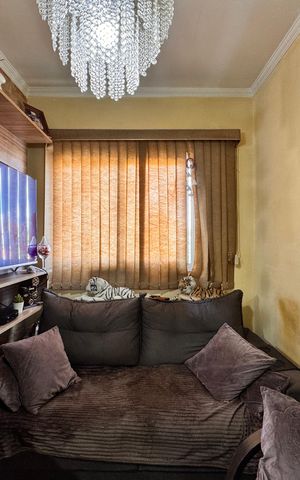 Apartamento à venda com 84m², 2 quartos e 2 vagas Apartamento à venda com 84m², 2 quartos e 2 vagasSala