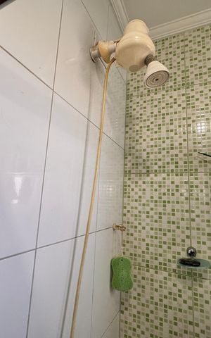 Apartamento à venda com 84m², 2 quartos e 2 vagas Apartamento à venda com 84m², 2 quartos e 2 vagasBanheiro
