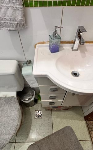 Apartamento à venda com 84m², 2 quartos e 2 vagas Apartamento à venda com 84m², 2 quartos e 2 vagasBanheiro