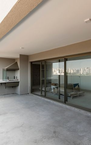 Apartamento à venda com 144m², 3 quartos e 2 vagas Apartamento à venda com 144m², 3 quartos e 2 vagasVaranda da Sala
