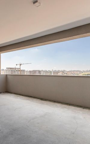 Apartamento à venda com 144m², 3 quartos e 2 vagas Apartamento à venda com 144m², 3 quartos e 2 vagasVaranda da Sala