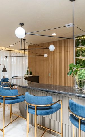 Apartamento à venda com 144m², 3 quartos e 2 vagas Apartamento à venda com 144m², 3 quartos e 2 vagasÁrea Comum