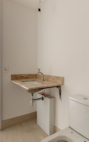 Apartamento à venda com 144m², 3 quartos e 2 vagas Apartamento à venda com 144m², 3 quartos e 2 vagasBanheiro da Suíte 3