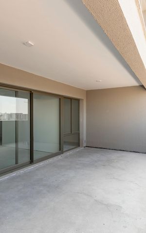 Apartamento à venda com 144m², 3 quartos e 2 vagas Apartamento à venda com 144m², 3 quartos e 2 vagasVaranda da Sala