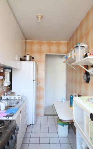 Apartamento à venda com 56m², 2 quartos e 1 vagaCozinha 