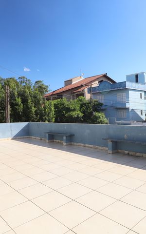 Casa à venda com 200m², 6 quartos e 4 vagasÁrea externa