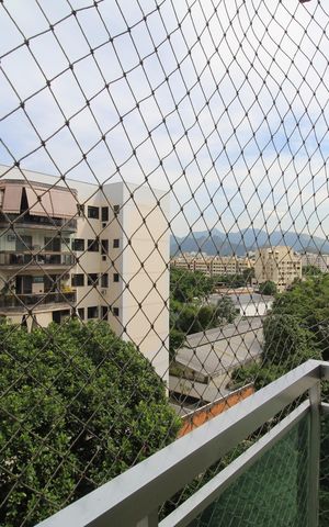 Apartamento à venda com 65m², 2 quartos e 1 vagaSala - Varanda