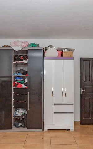 Casa à venda com 312m², 7 quartos e 3 vagasCasa 4