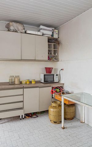 Casa à venda com 312m², 7 quartos e 3 vagasCasa 2