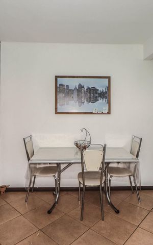 Apartamento à venda com 72m², 3 quartos e 1 vaga Apartamento à venda com 72m², 3 quartos e 1 vagaSala