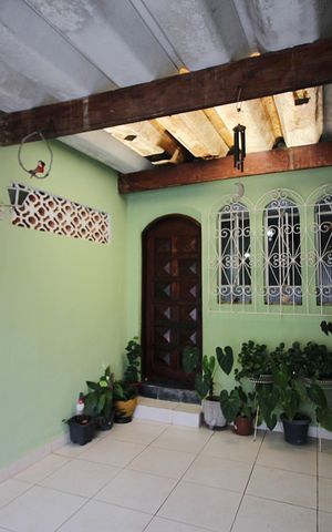 Casa à venda com 250m², 2 quartos e 1 vagaGaragem