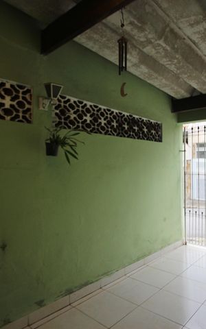 Casa à venda com 250m², 2 quartos e 1 vagaGaragem