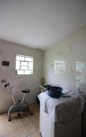 Casa à venda com 250m², 2 quartos e 1 vagaÁrea de Serviço