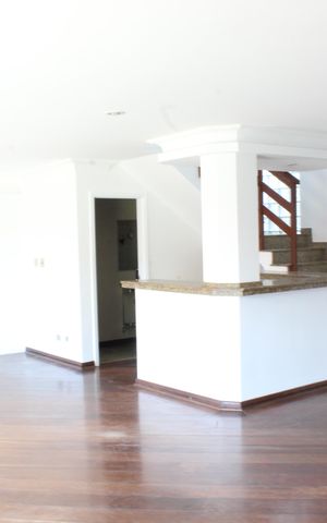 Casa de condomínio para alugar com 390m², 5 quartos e 4 vagasSala