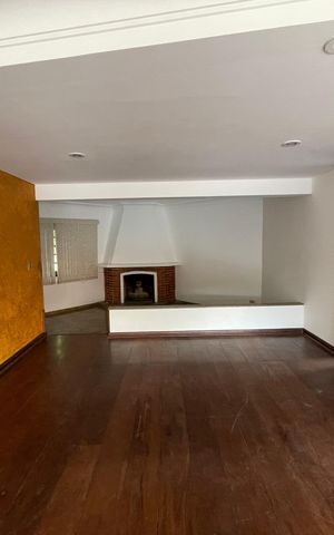 Casa de condomínio para alugar com 390m², 5 quartos e 4 vagas Casa de condomínio para alugar com 390m², 5 quartos e 4 vagasSala