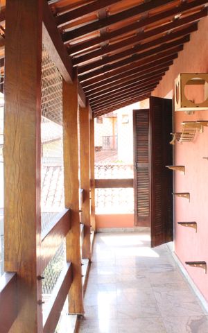 Casa de condomínio para alugar com 390m², 5 quartos e 4 vagasvaranda