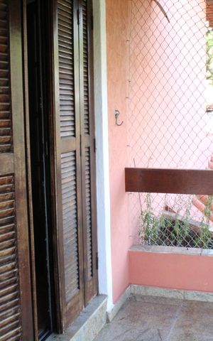 Casa de condomínio para alugar com 390m², 5 quartos e 4 vagasvaranda