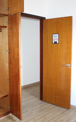 Casa de condomínio para alugar com 390m², 5 quartos e 4 vagasQuarto