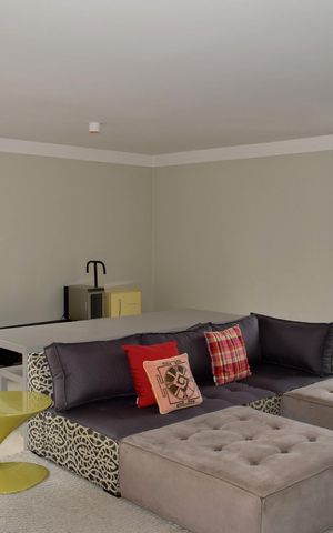Apartamento à venda com 160m², 2 quartos e 2 vagasSala