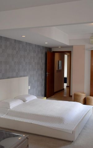 Apartamento à venda com 160m², 2 quartos e 2 vagasSuíte 2