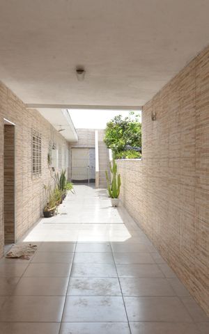 Casa à venda com 200m², 2 quartos e 4 vagasÁrea Externa