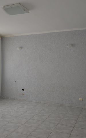 Casa à venda com 200m², 2 quartos e 4 vagasSala